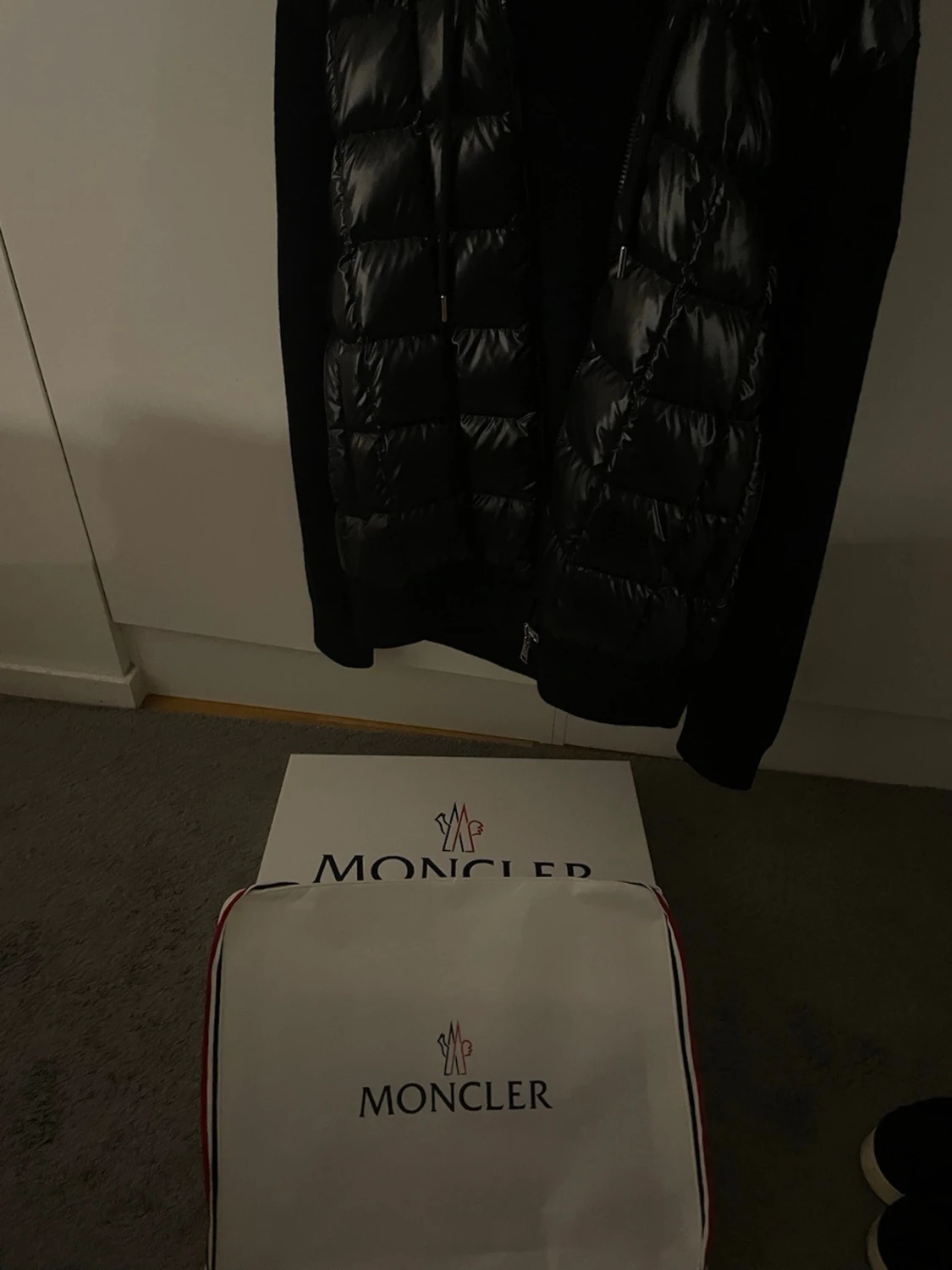 Svart/marinblå Moncler cardigan med huva - 2