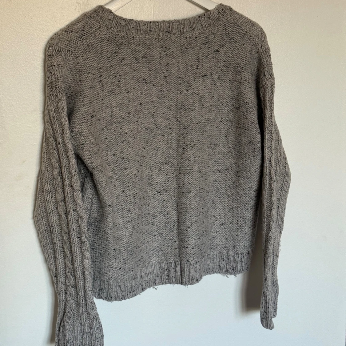 Stickad tröja  - 2