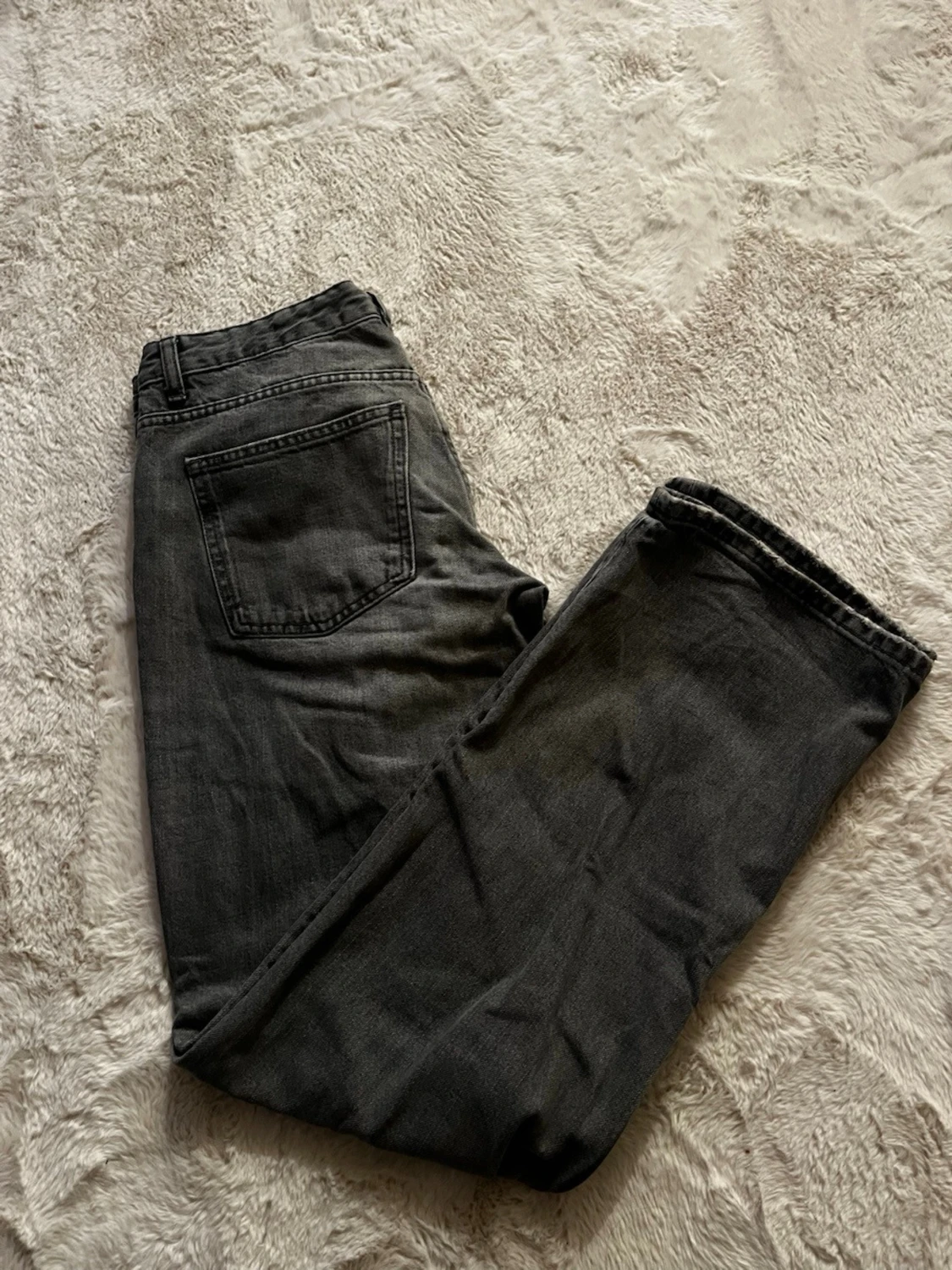 Grå raka jeans från Zara, strl 38 - 1