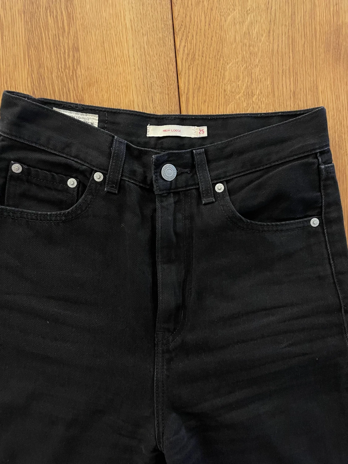 Levis High Loose - 2