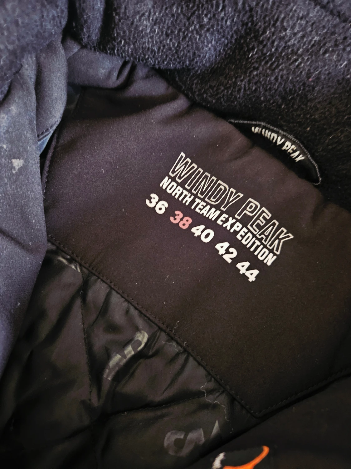 Svart vindjacka Windy Peak strl 38 - 1