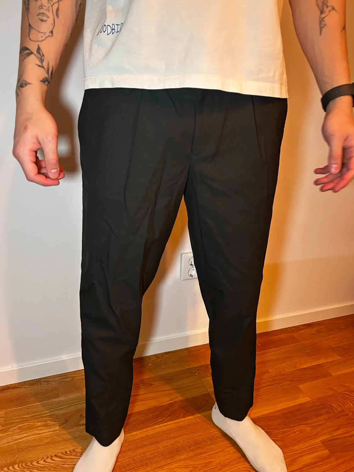 Svarta kostymbyxor med tapered fit