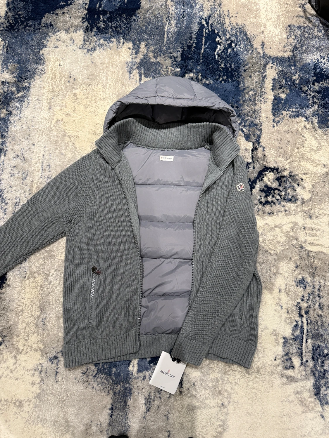 Grå Moncler Cardigan