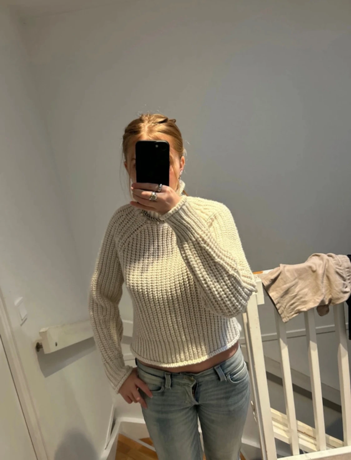 Beige/vit stickad tröja - 1