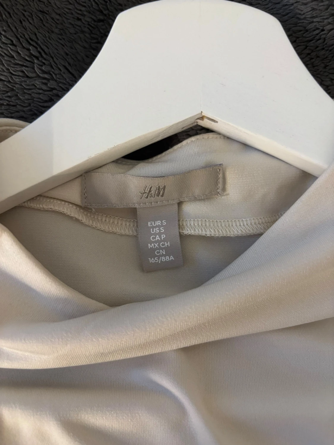 Beige polotopp från H&M i S - 1