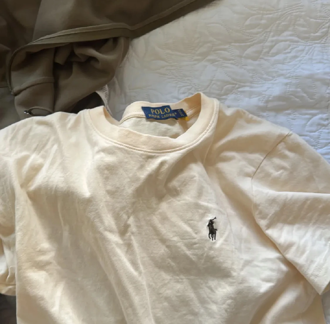 Beige t-shirt från Polo Ralph Lauren - 1