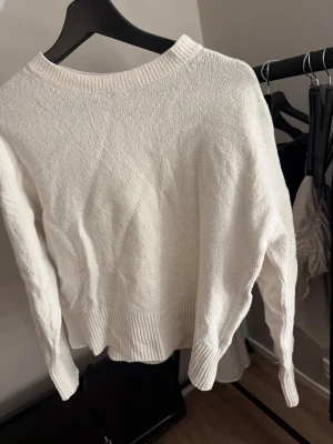 Other stories  - Other stories, stickad tröja i storlek M. Fint skicka inte använd alls mycket tyvärr för det är en super fin tröja💕