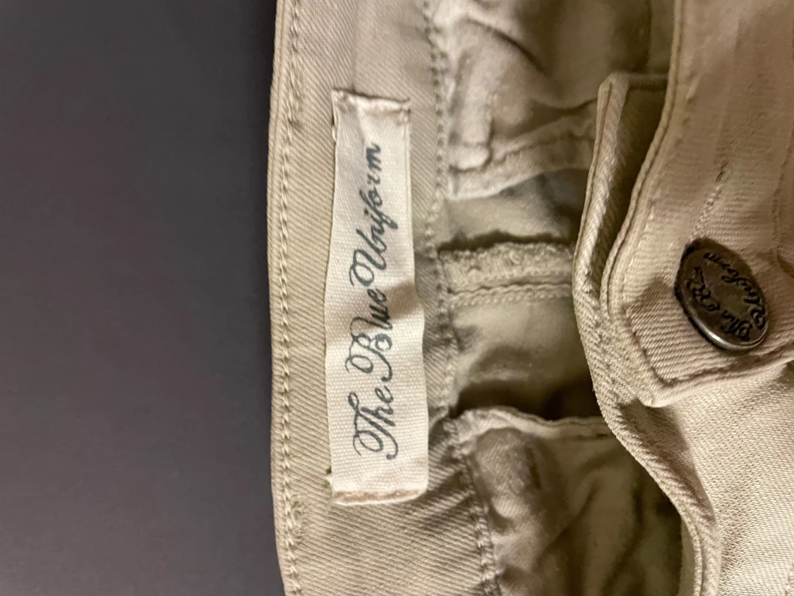 Beige chinos från The Blue Uniform - 2