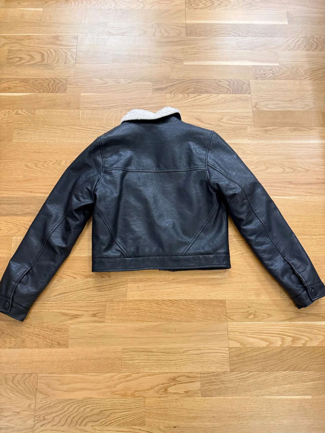 Svart teddyjacka från FB Sister XS - 2