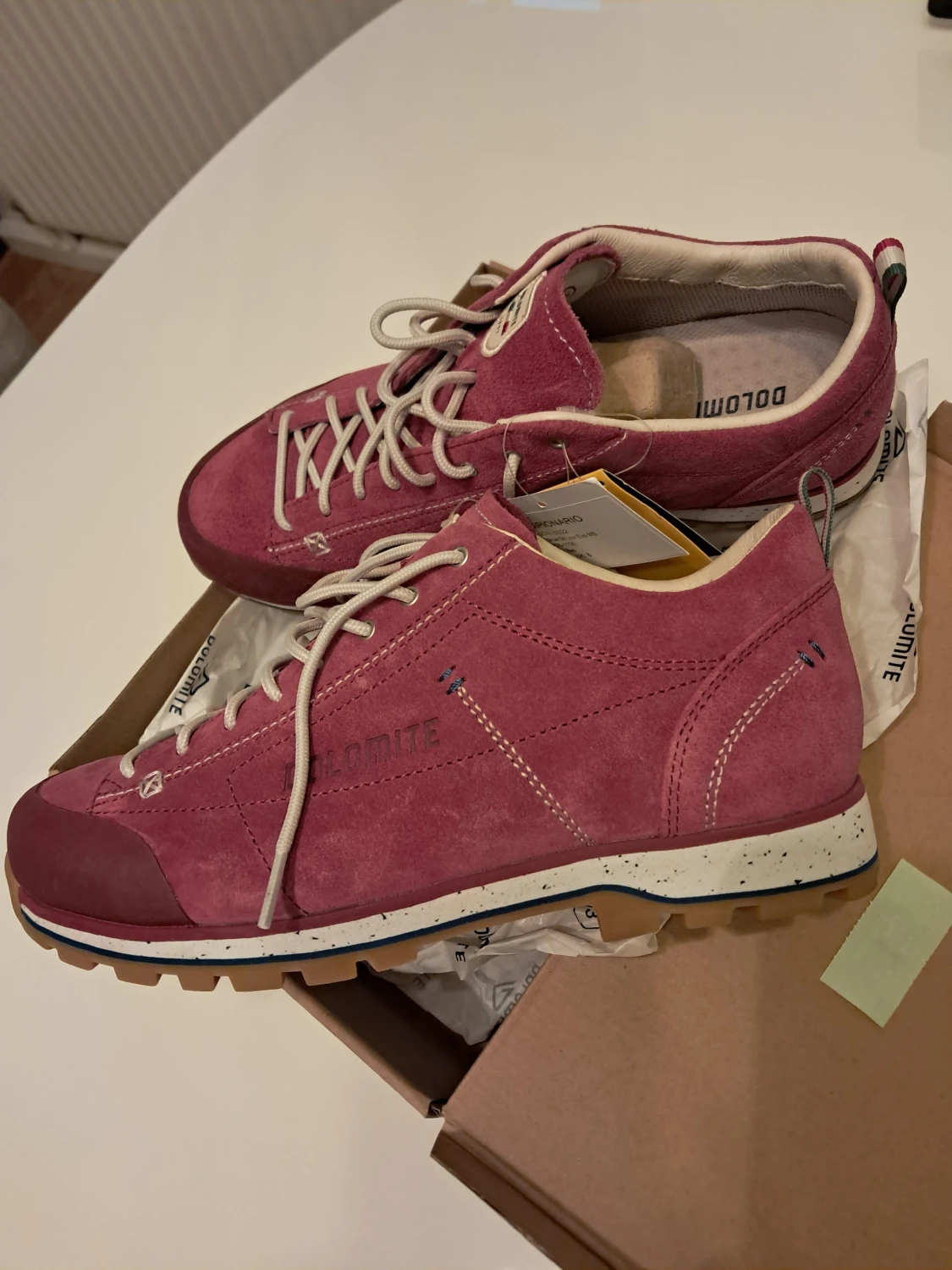 Dolomite vinröda sneakers i mocka - 4