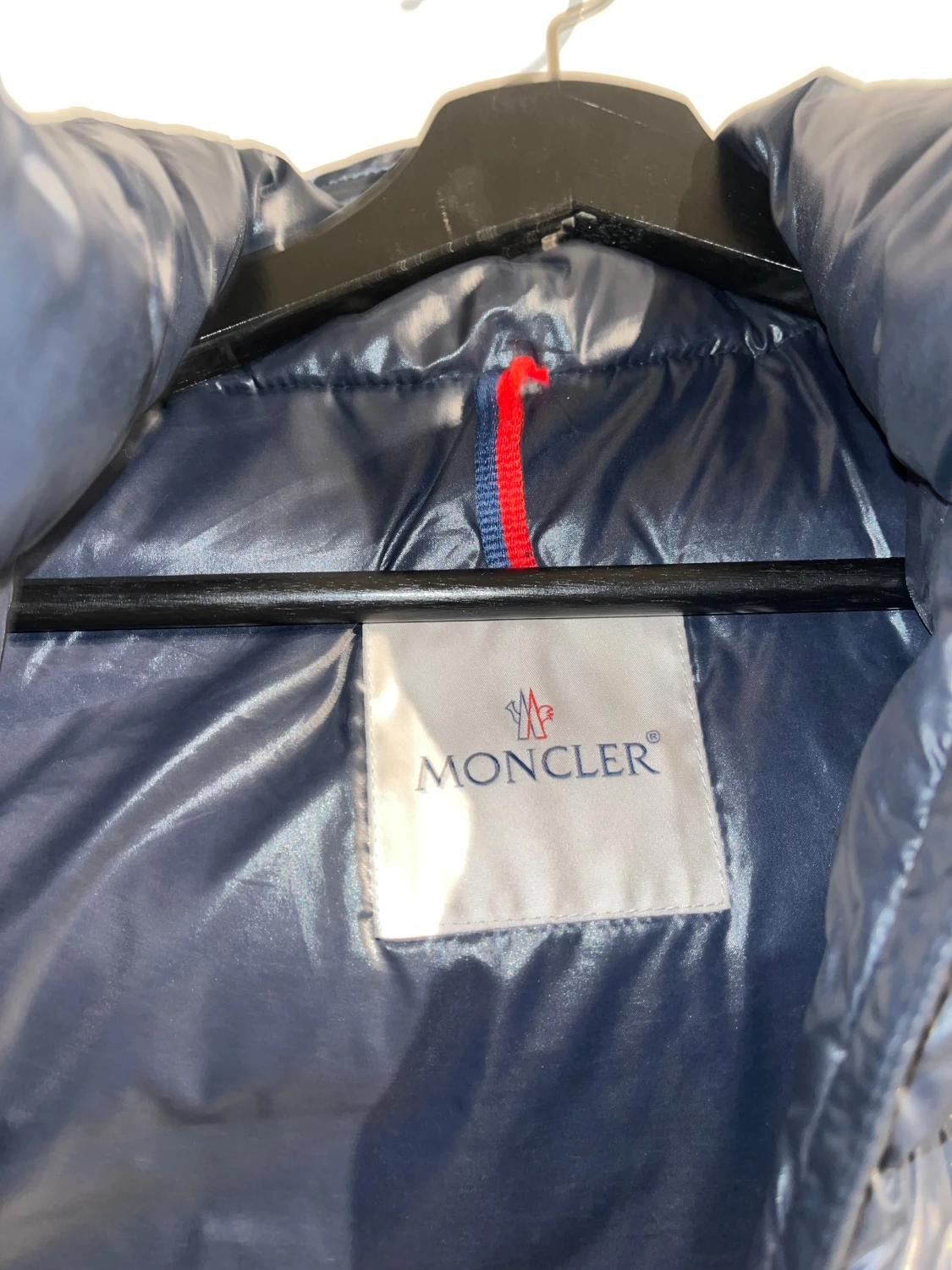 Mörkblå dunväst från Moncler - 3