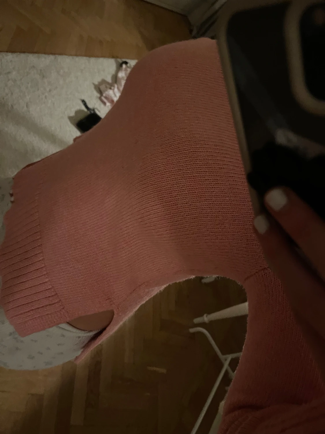 Rosa stickad tröja med slits - 1