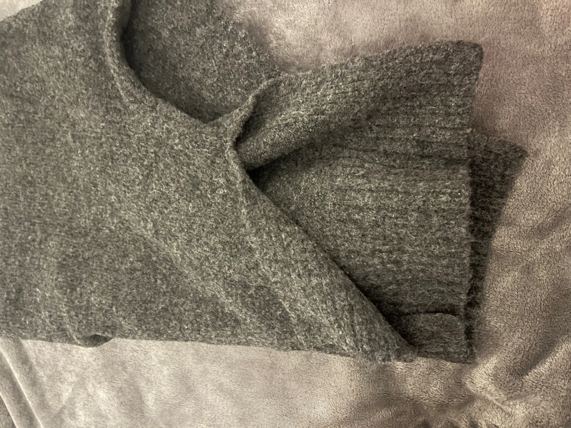 Mörkgrå stickad kofta från 157 - 2