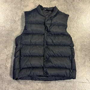 Mörkblå väst - Mörkblå väst från zara, aldrig använd, storlek S