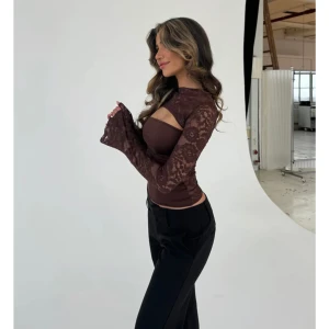 SÖKER venderbys - SÖKER!!! Denna topp från venderbys storlek xs BRUN