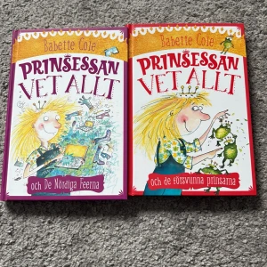 Prinsessan Vet Allt och De Nördiga Feerna / Prinsessan Vet Allt och de försvunna prinsarna - Två färgglada och roliga böcker om Prinsessan Vet Allt, en annorlunda prinsessa som kör motorcykel och räddar prinsar. Fulla av humor, äventyr och knasiga figurer som nördiga feer, troll och paddor. Perfekt för unga som gillar sagor med twist!
