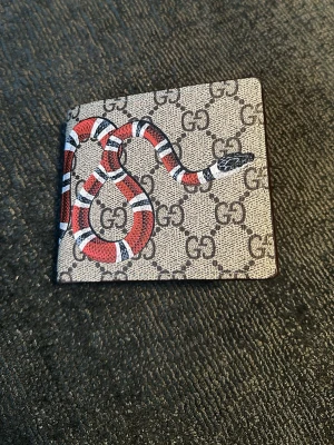  Plånbok  -  Pris kan diskuteras 