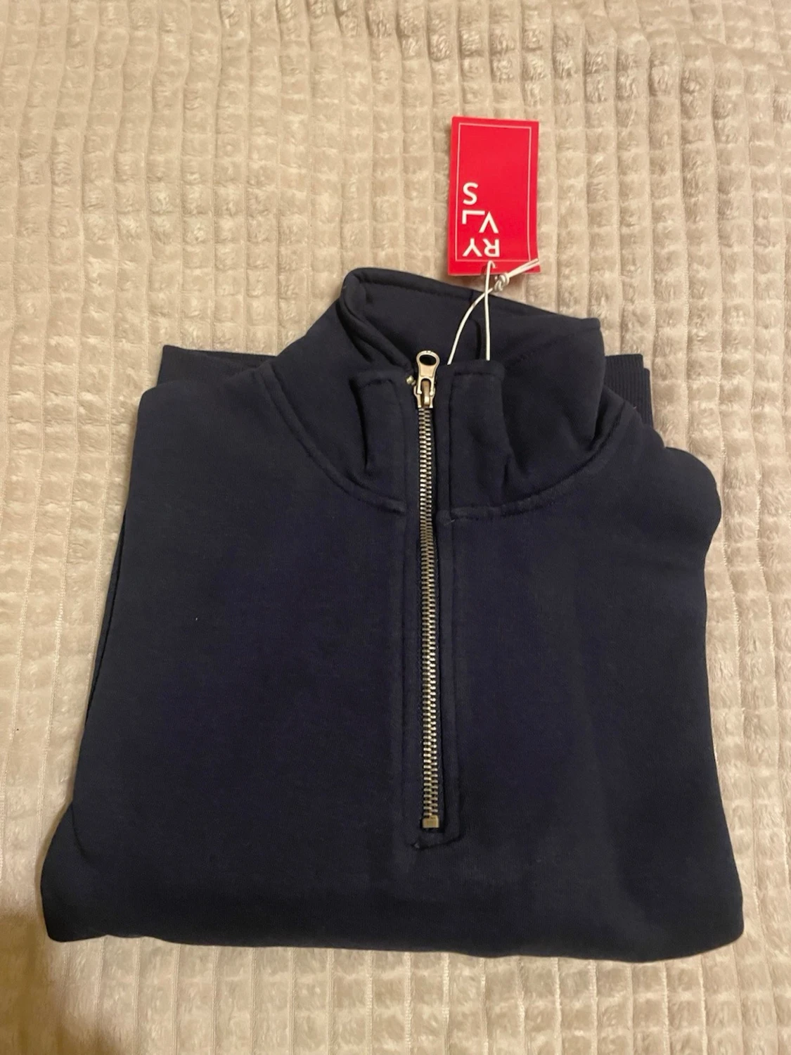 Mörkblå half-zip hoodie från RVYS - 1