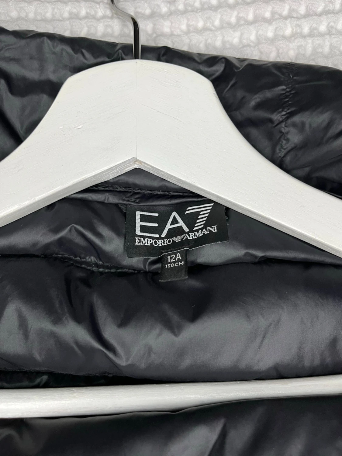 Svart dunväst från EA7 Emporio Armani - 2