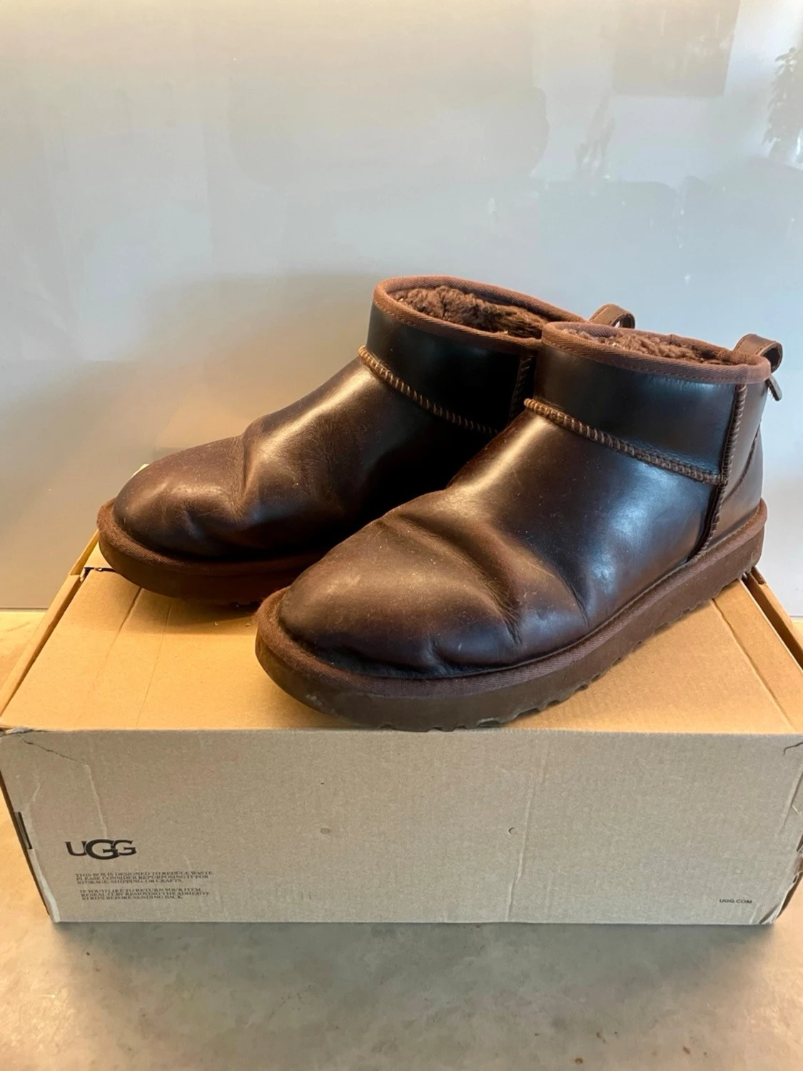 Bruna UGG Storlek 42