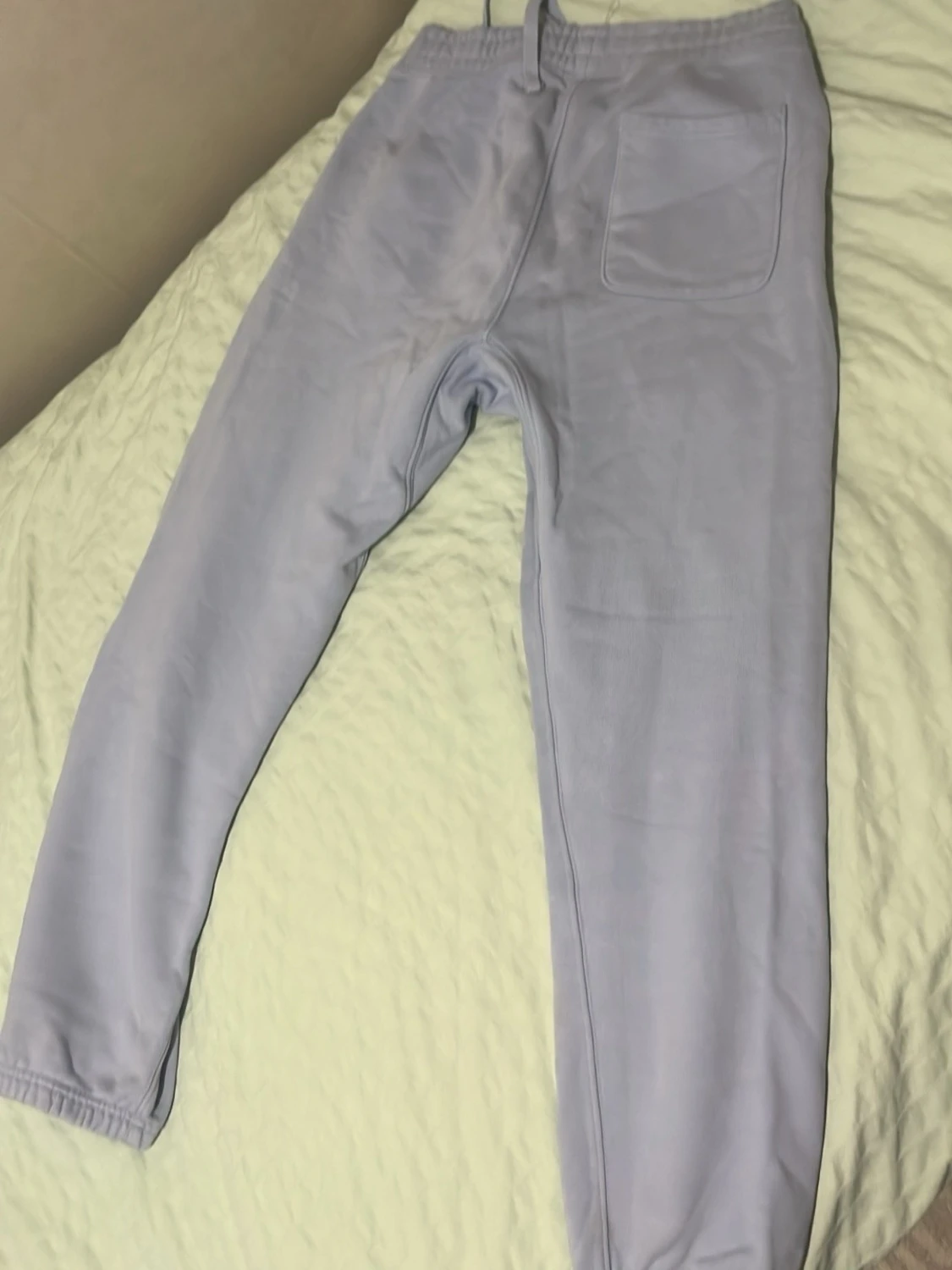 Ljusblåa mjukisbyxor med snörning