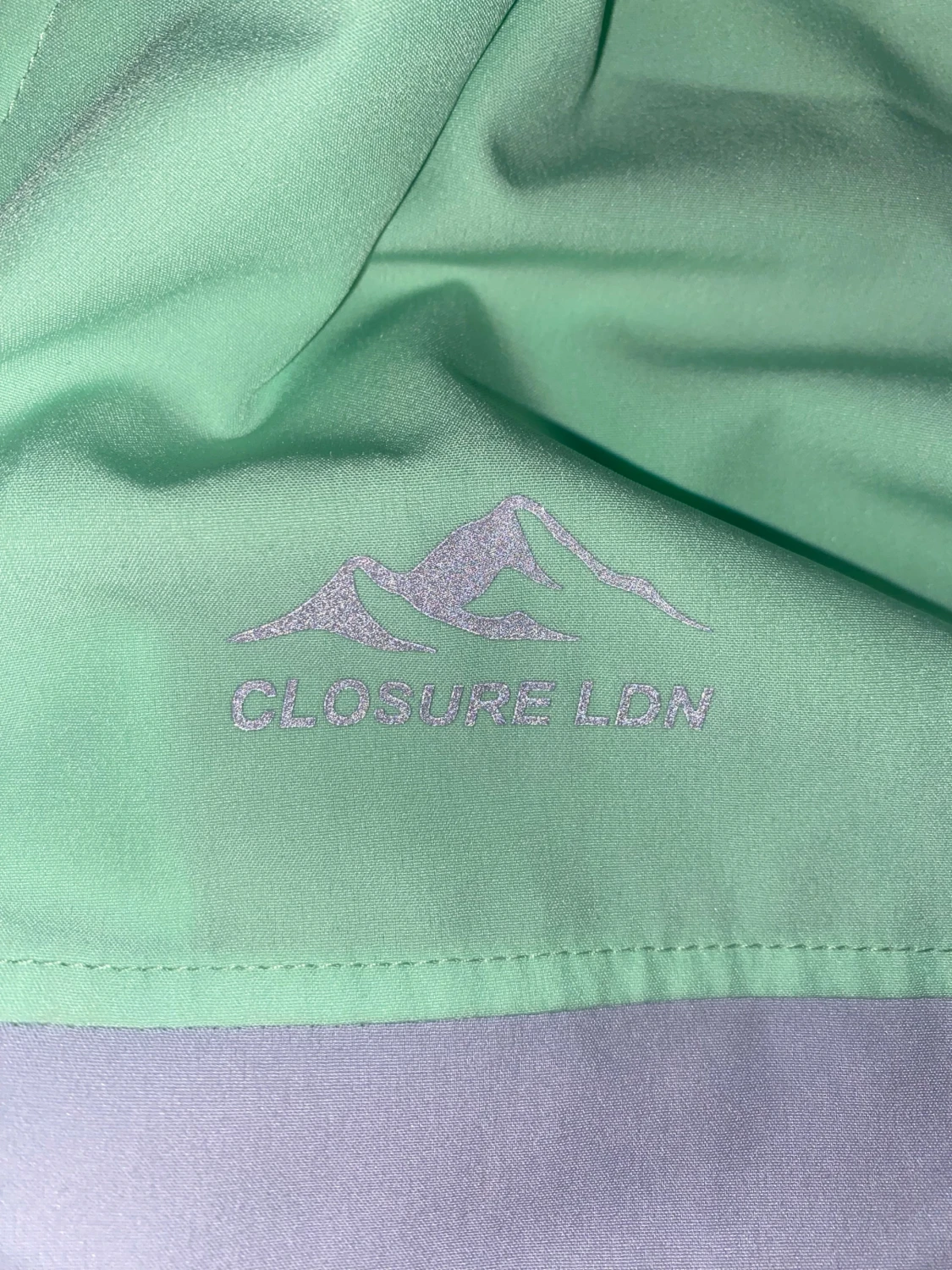 Grön och grå vindjacka från Glosure Lion - 3