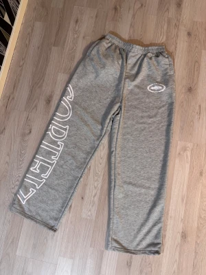  Corteiz | grey pant - Size M, never used, good quality and condition perfect