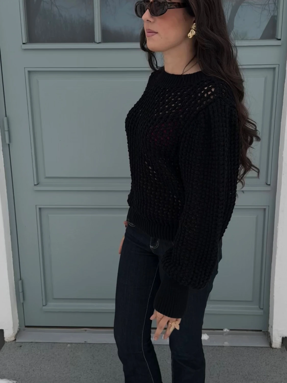 Svart stickad tröja