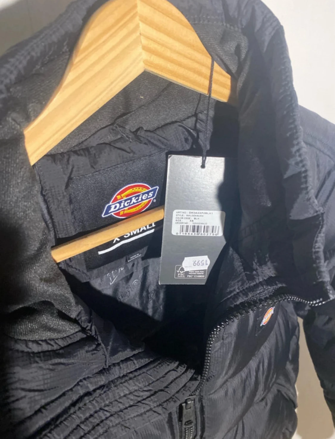 Svart pufferjacka från Dickies  - 1