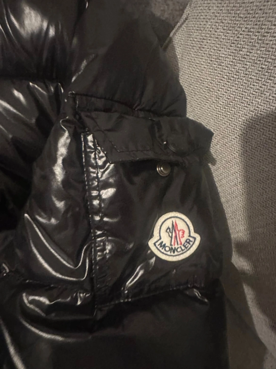 Svart Moncler pufferjacka - 1