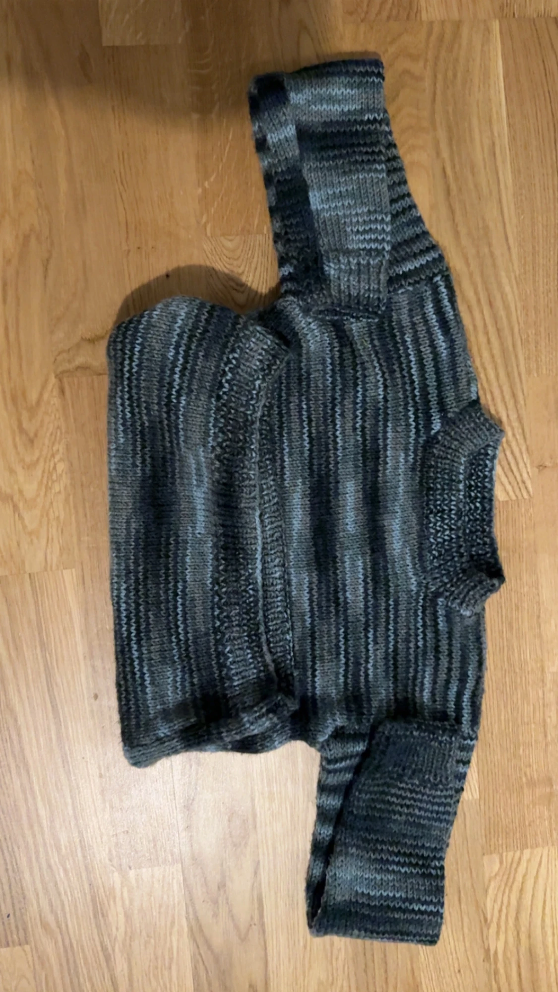 Stickad tröja  - 3