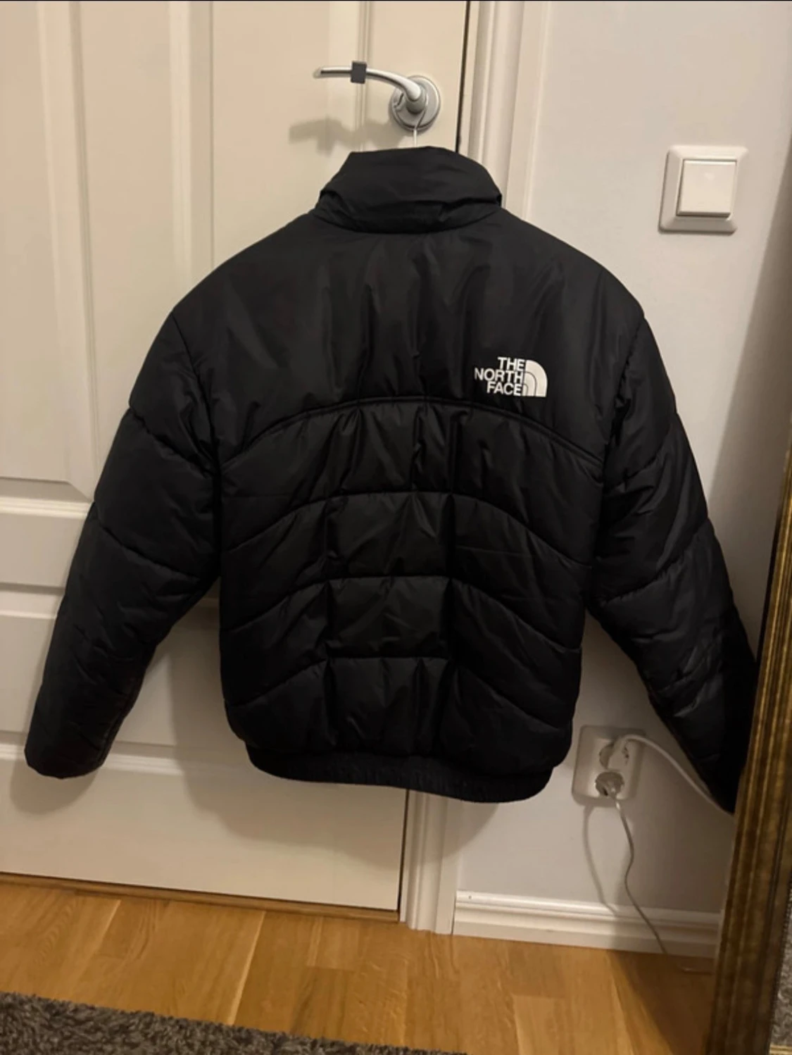 Svart vinterjacka från The North Face - 3