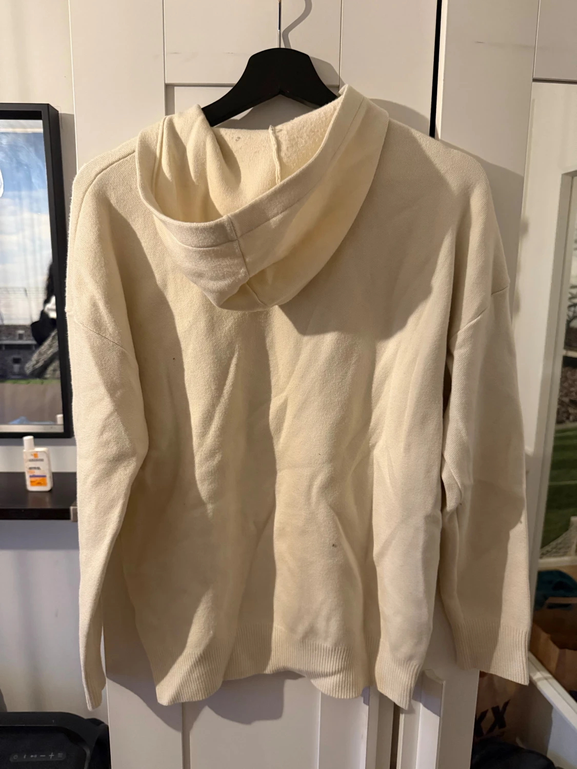 Beige hoodie från Zara i storlek S - 2