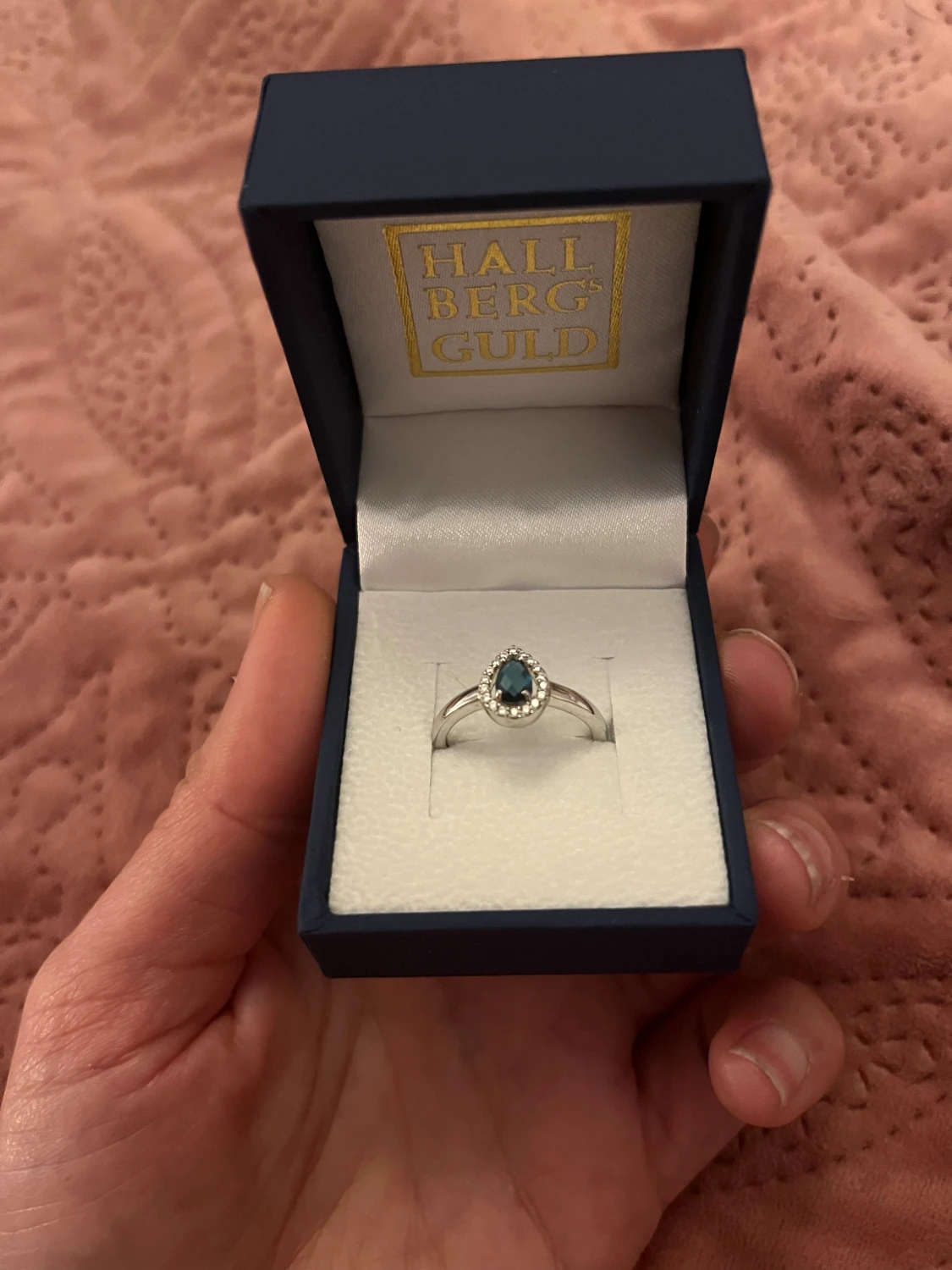 Silverring med blå sten Hallbergs Guld