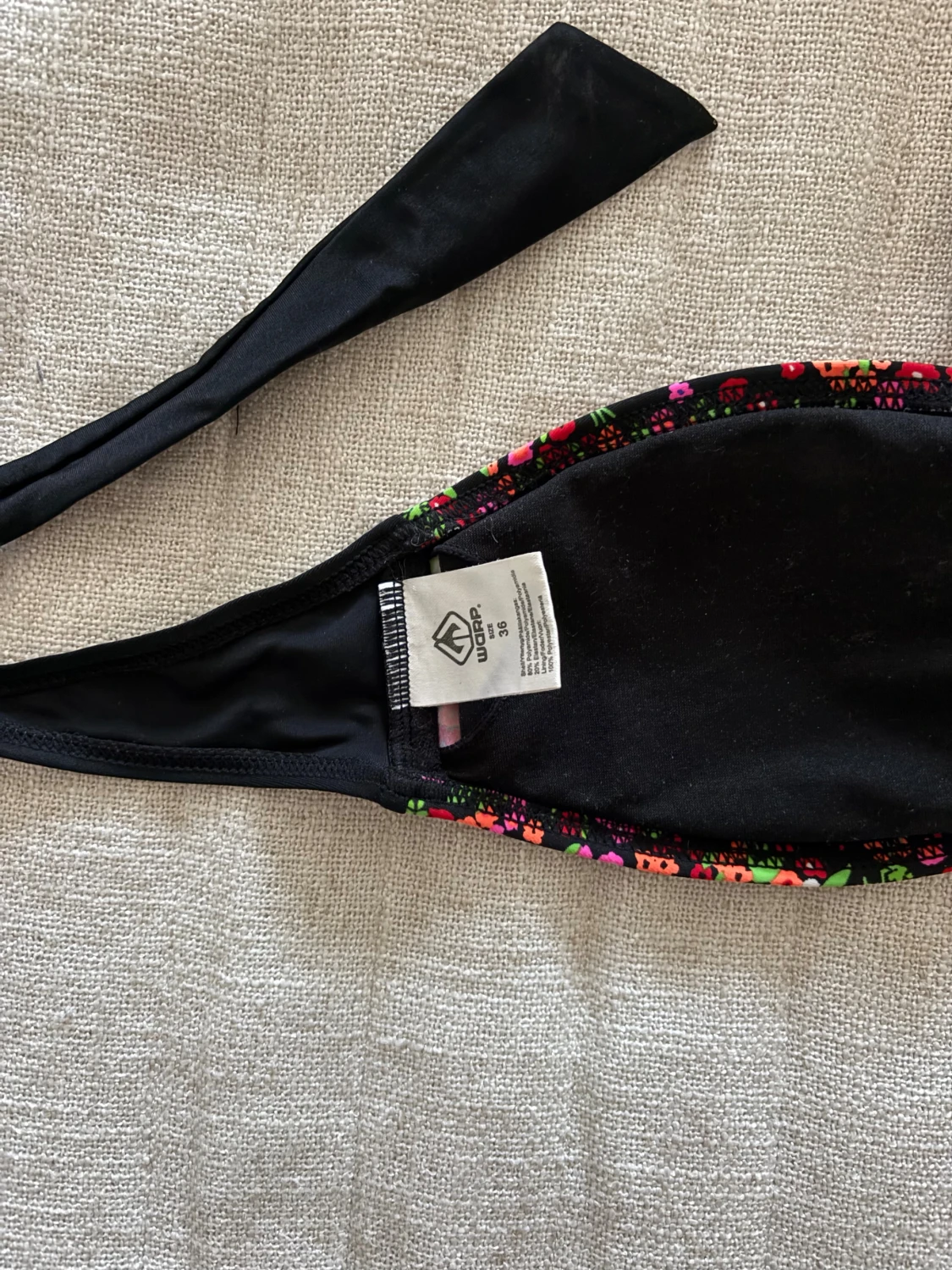 Blommig bikiniöverdel från Warp - 3