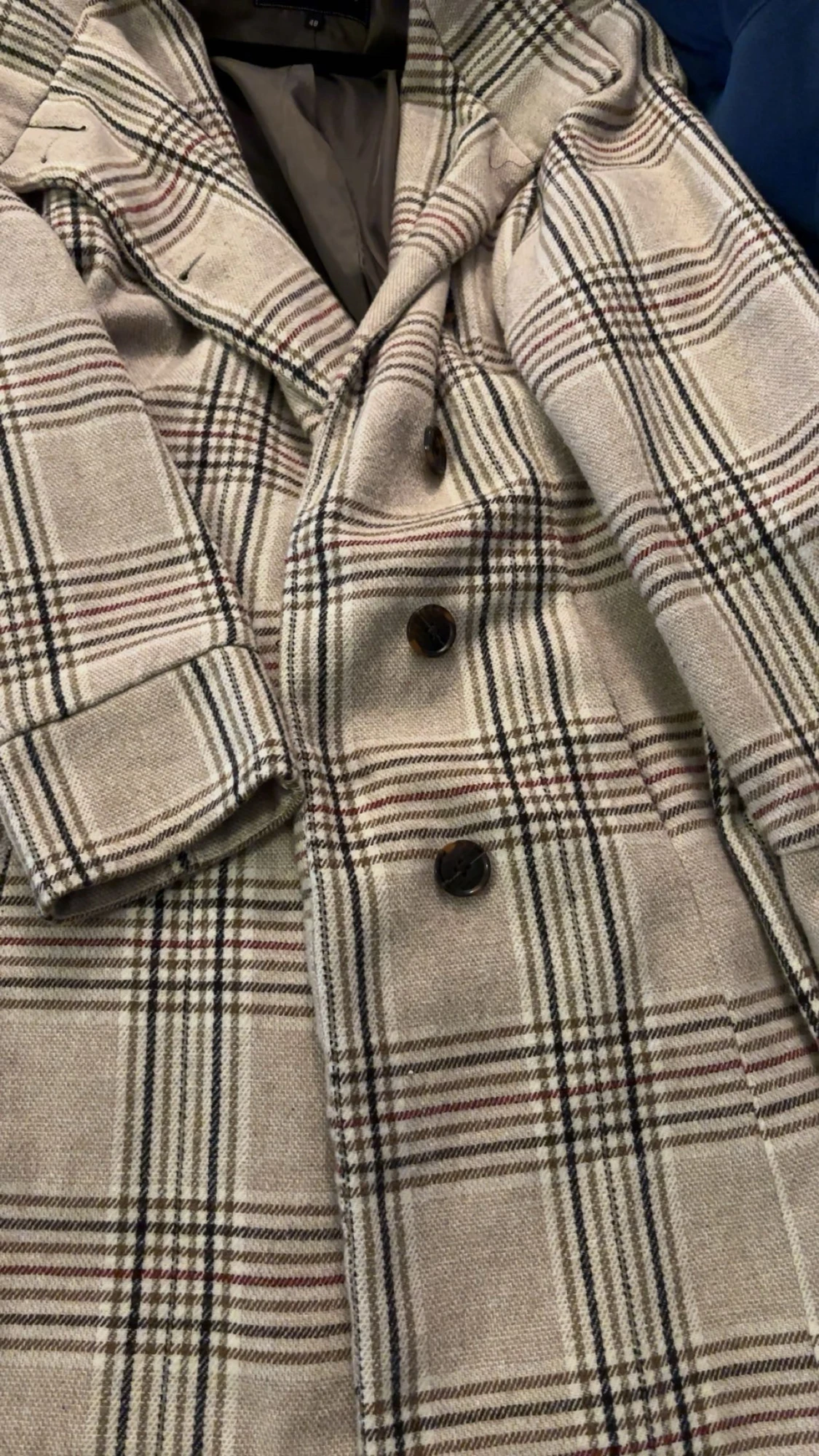 Beige rutig kappa från Giovanna - 1