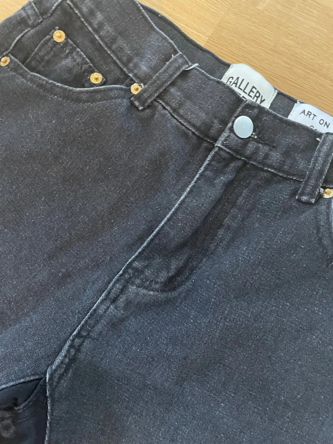 Svarta jeans från Gallery Dept  - 1