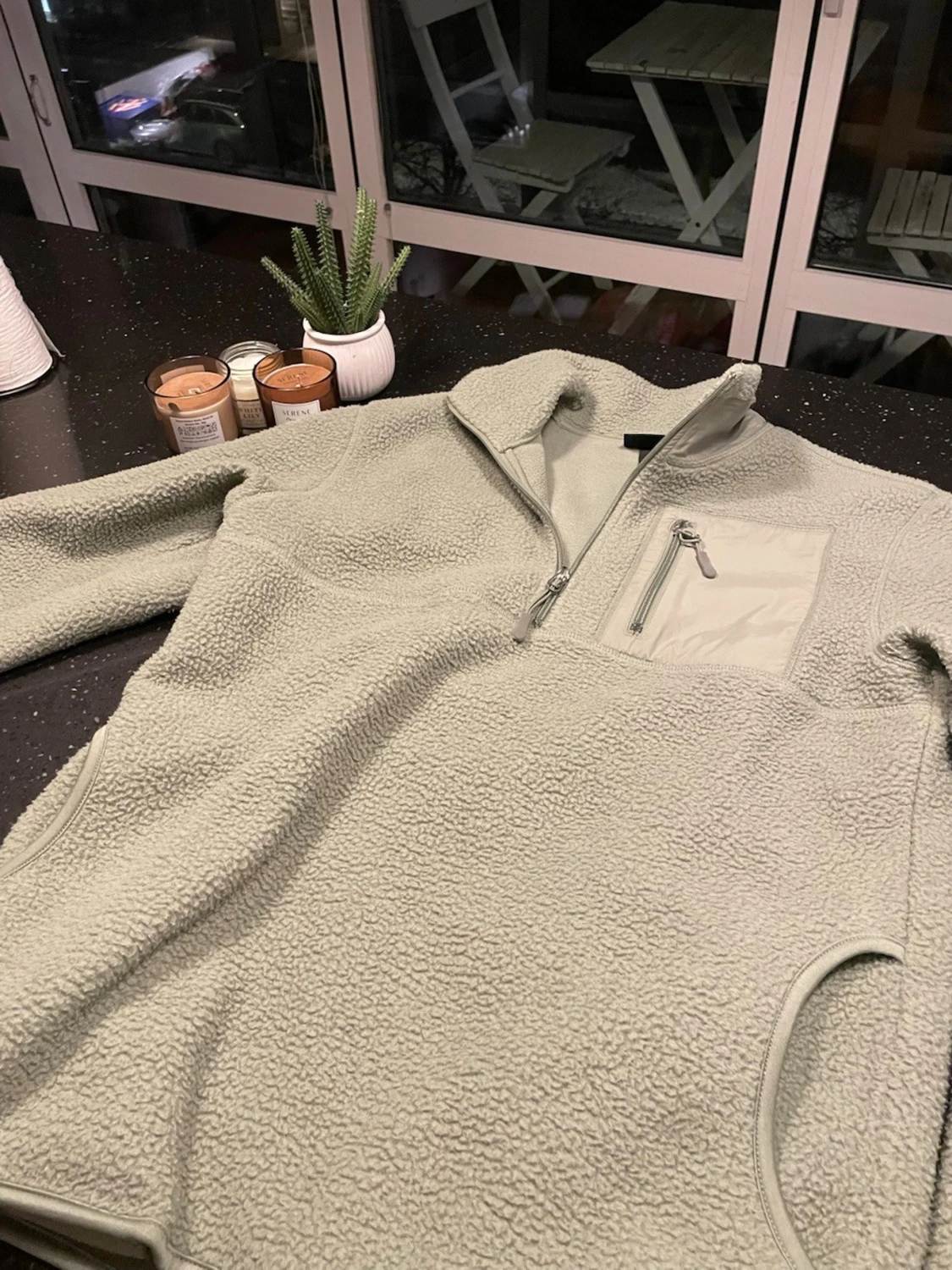 Ljusgrön fleece tröja med halv dragkedja