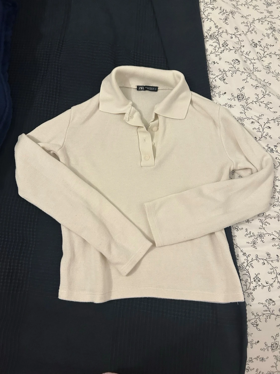 Vit långärmad skjorta från Zara - 1