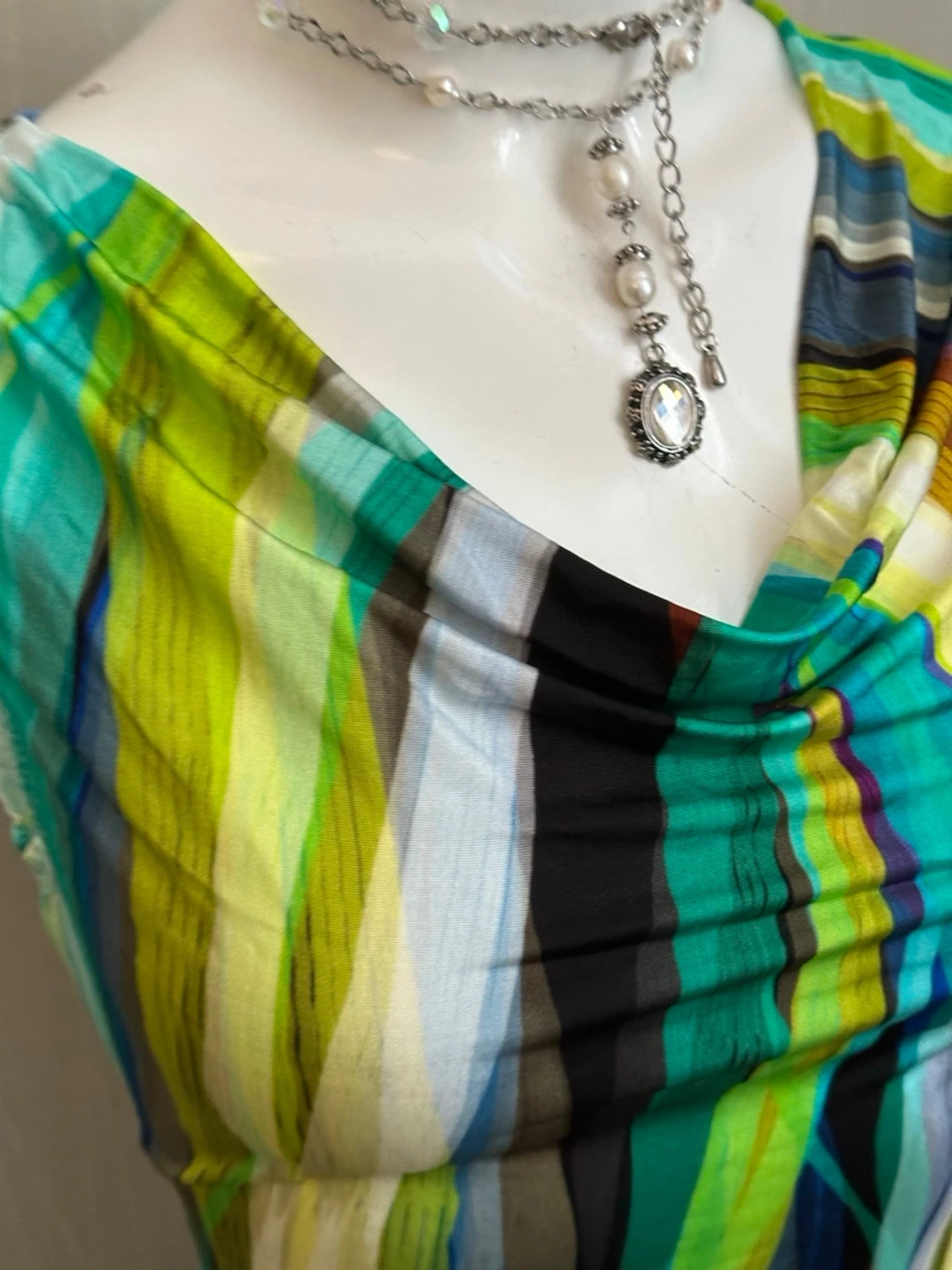 Flerfärgad randig ärmlös topp - 1