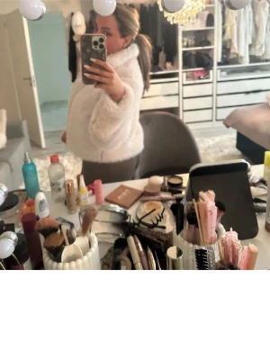 Pälsjacka  - As snygg, pris kan diskuteras 