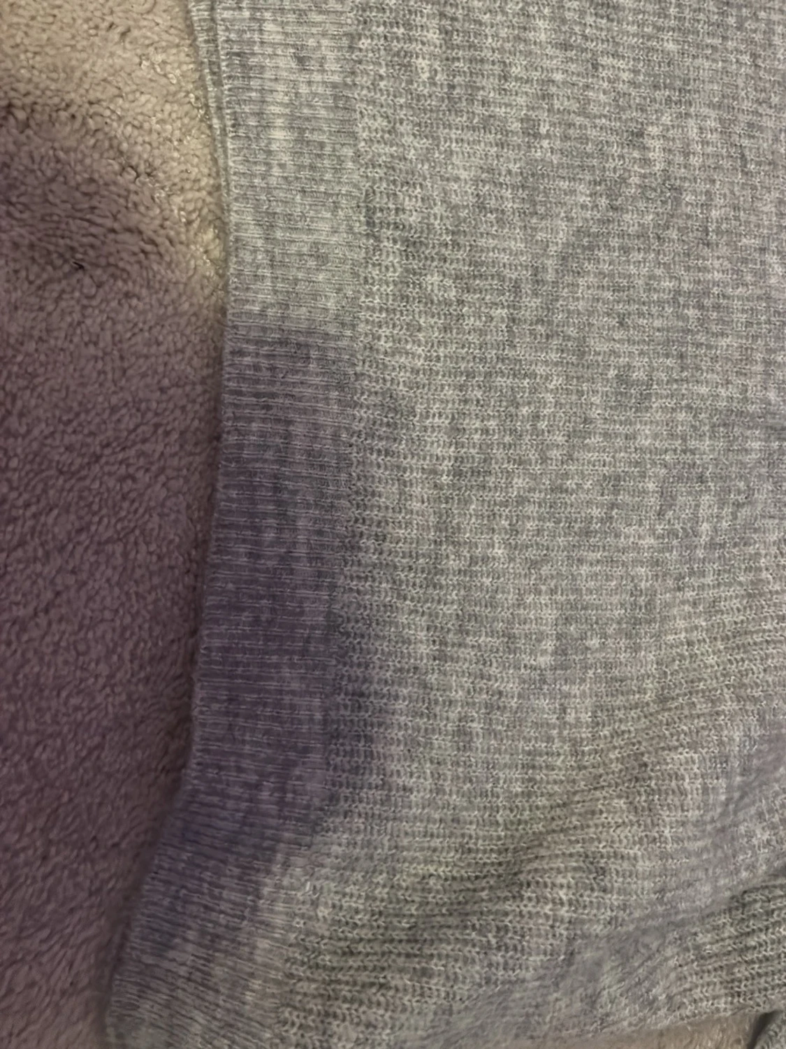 Grå polotröja i ribbstickat - 4