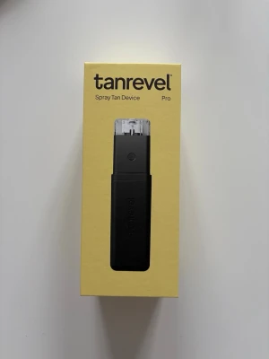Tanrevel Pro Spray Tan Device - Tan revel Pro spray tan device! Helt ny, aldrig använd! Nypris 899kr💕 Pris går att diskutera