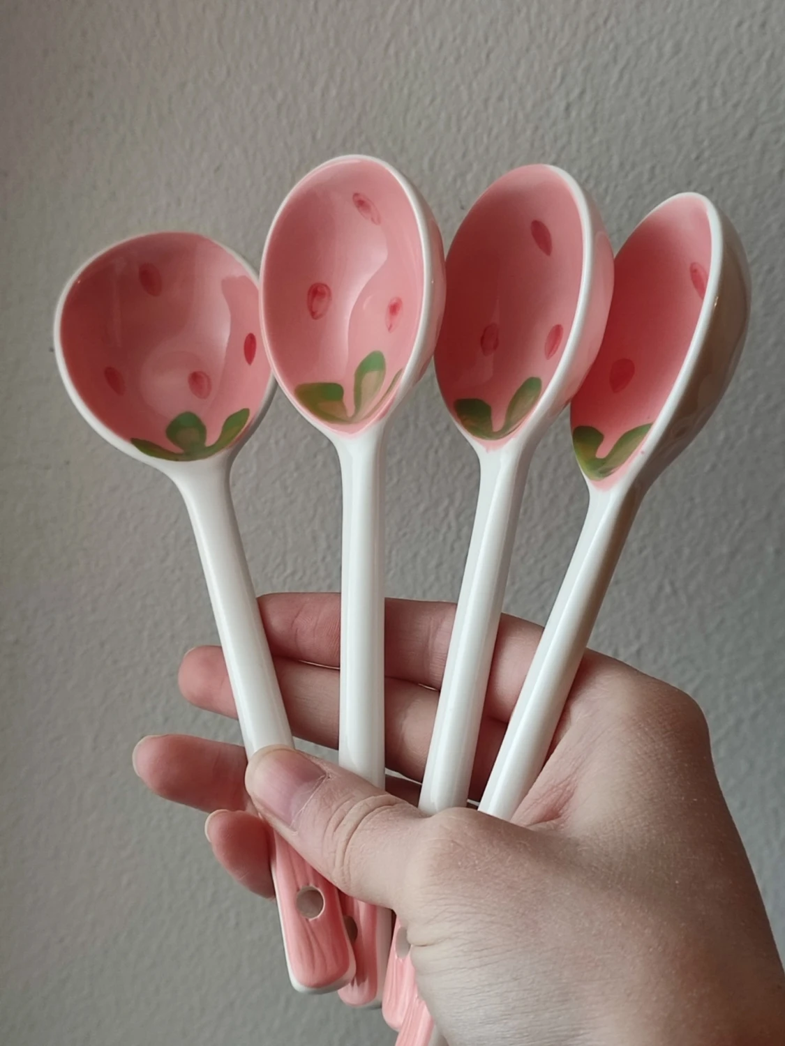 Keramiska skedar med jordgubbsmotiv 🍓 - 1