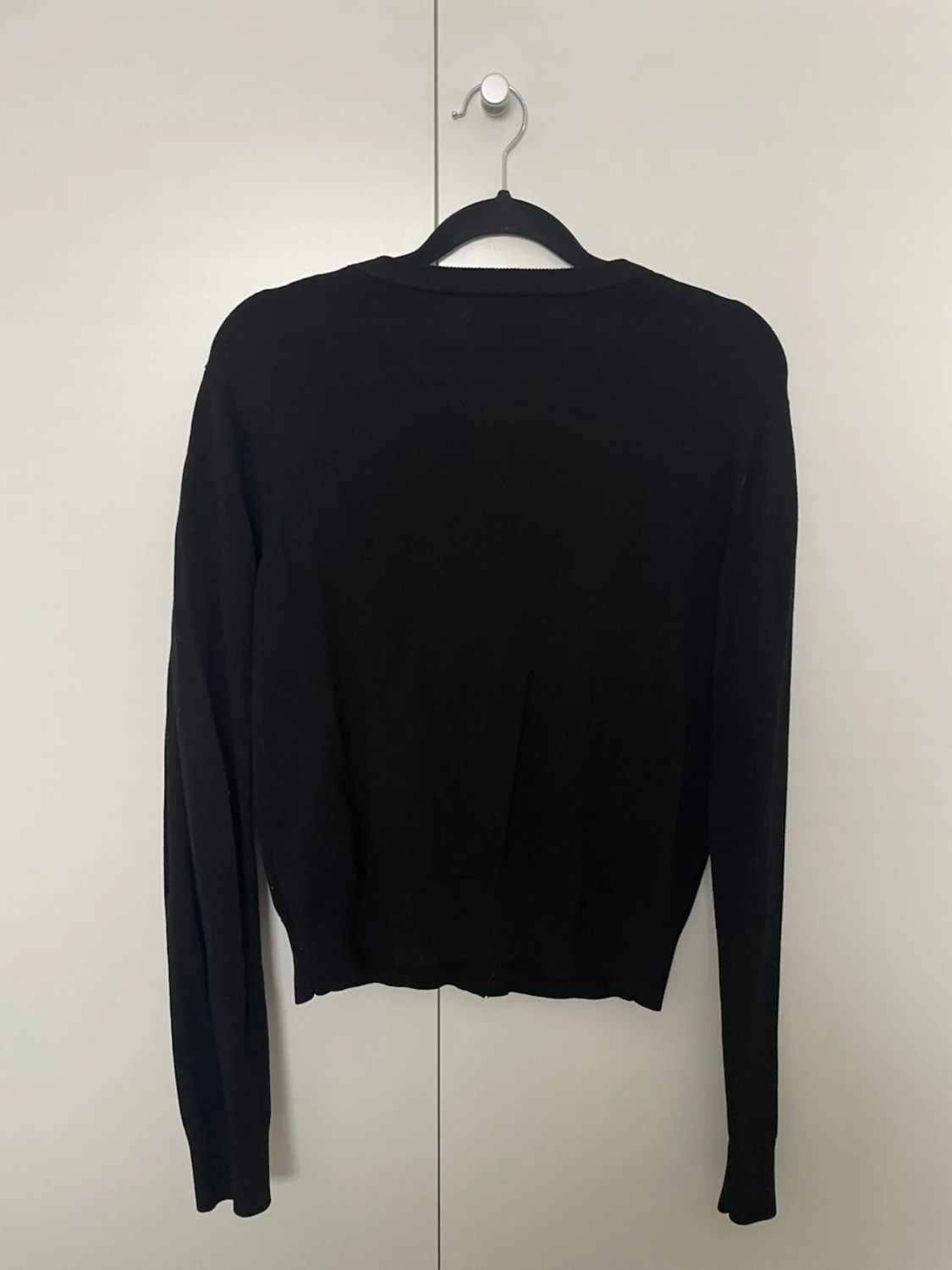 Svart finstickad kofta - 2