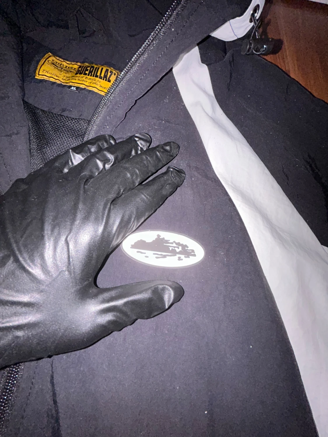 Svart och vit vindjacka Cortez Guerillaz - 2