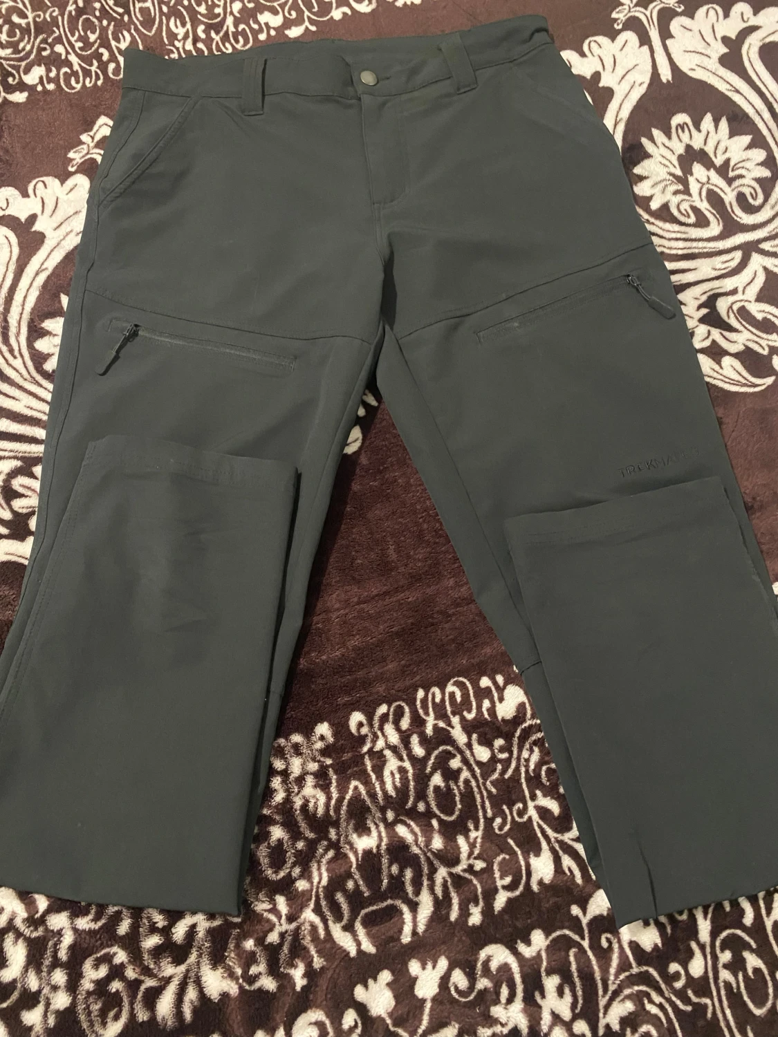 Svarta cargopants från Trekmates M