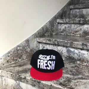 Keps - En jättesnygg keps som är justerbar, har 2x. 🖤🖤🖤