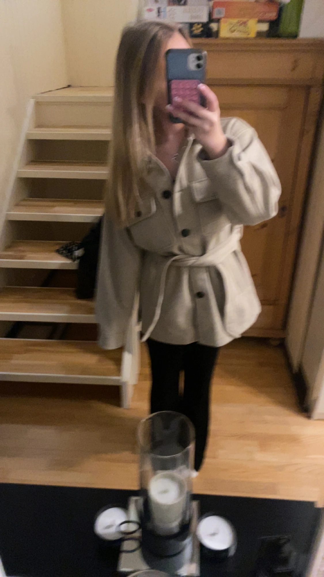 Beige overshirt från Zara med bälte