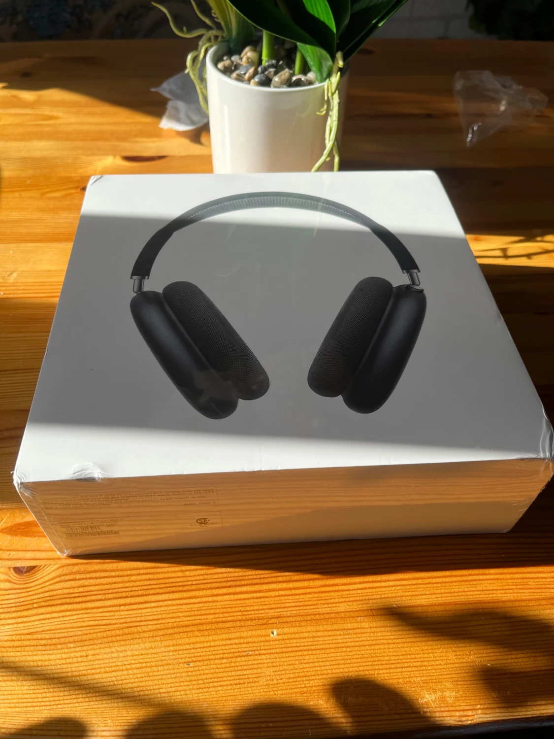 Identiska hörlurar - AirpodMax